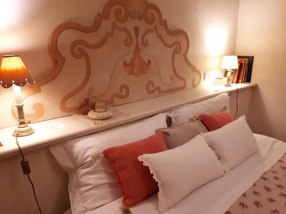 Dependance Royale Bed & Breakfast Caserta Eksteriør bilde