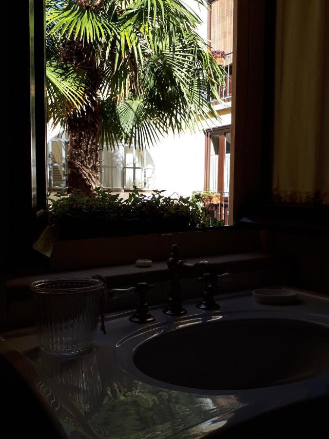 Dependance Royale Bed & Breakfast Caserta Eksteriør bilde
